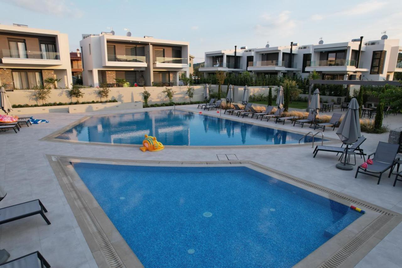 Olea Valley Holiday Villa Nikiti  Eksteriør billede